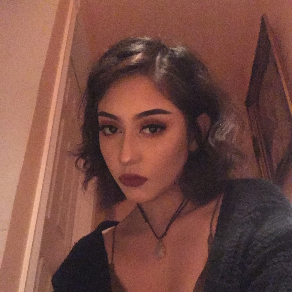 Meet your Posher, Lana